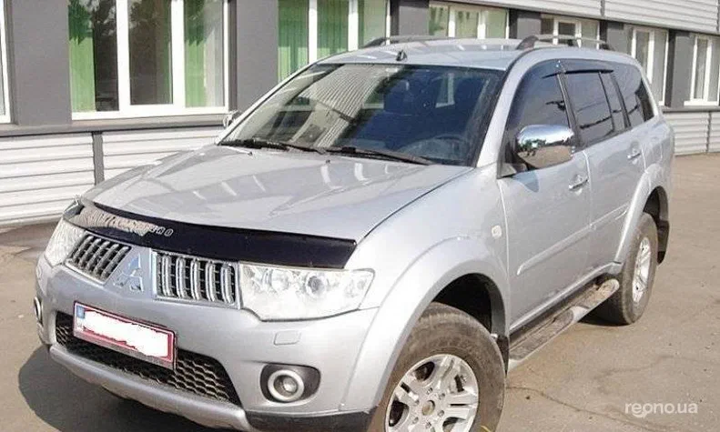 Mitsubishi Pajero Sport 2011 - 0