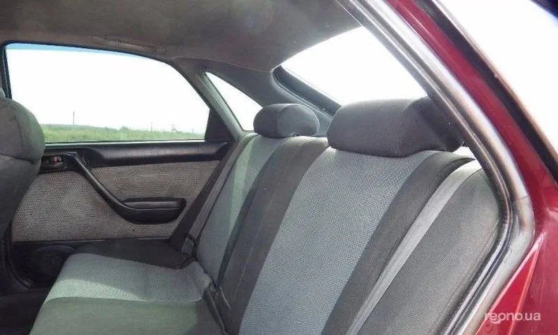 Toyota Carina 1994 - 9