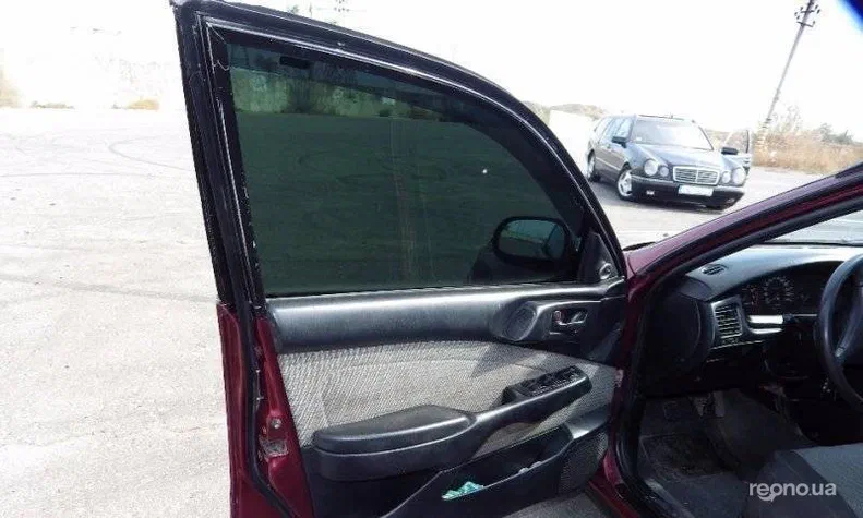 Toyota Carina 1994 - 6