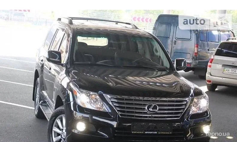 Lexus LX 2011 - 0