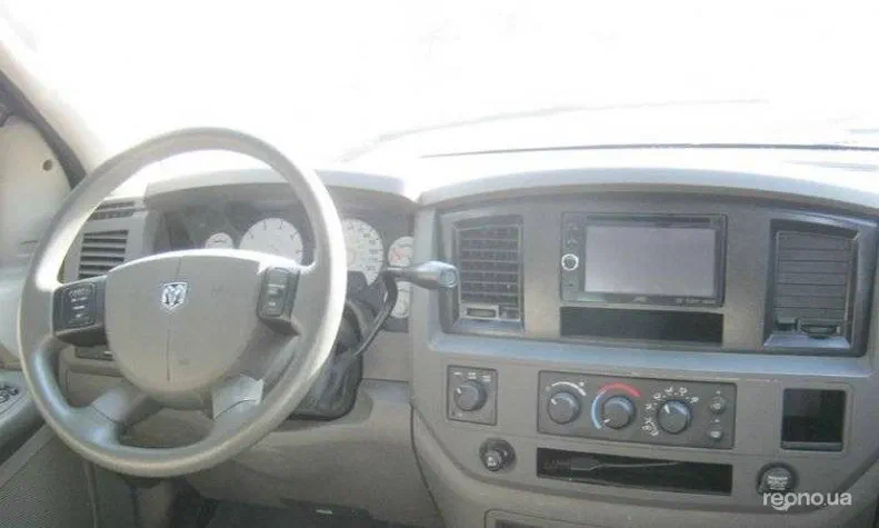Dodge RAM 2006 - 6