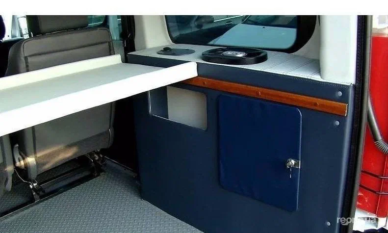 Peugeot Expert 2008 - 6