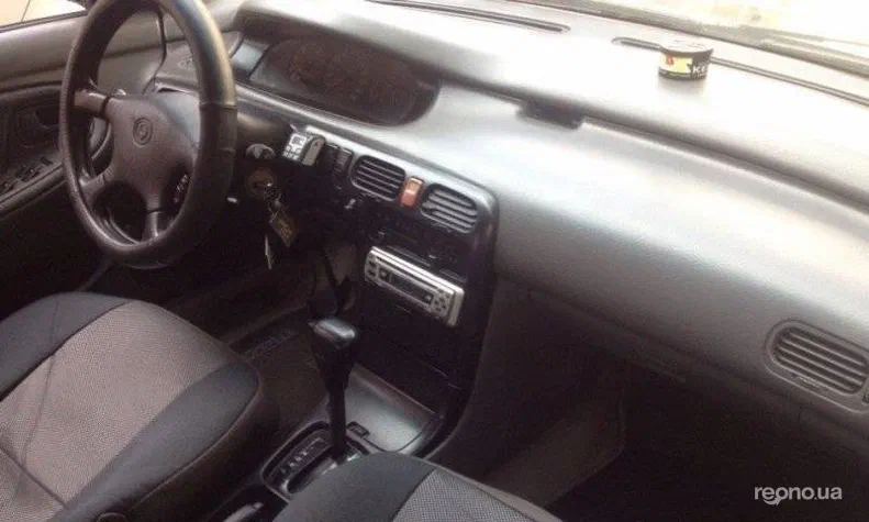 Mazda 626 1995 - 9