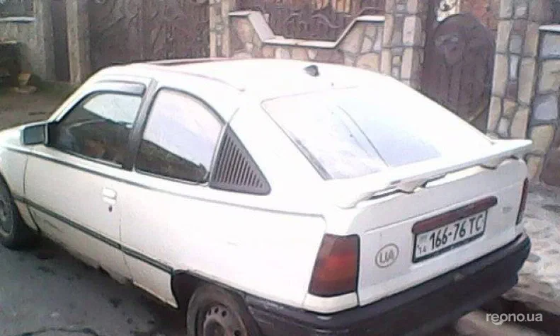 Opel Kadett 1987 - 1