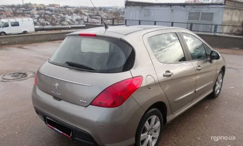 Peugeot 308 2008 - 1