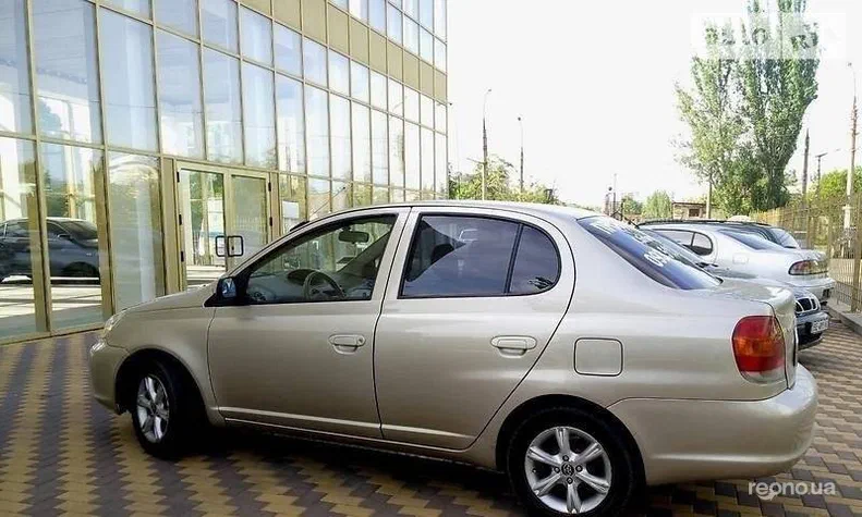 Toyota Yaris 2003 - 2