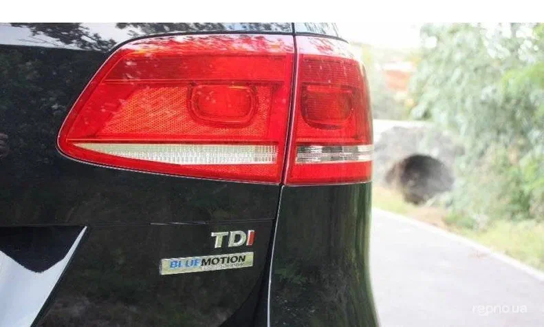 Volkswagen Passat 2012 - 16