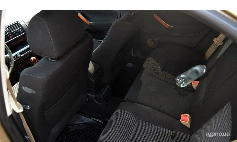 Volkswagen Bora 2002 - 8