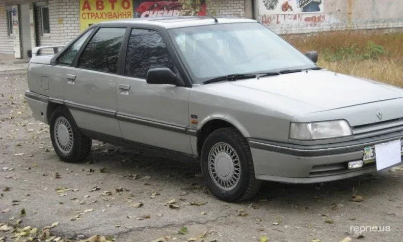 Renault 21 1990 - 8