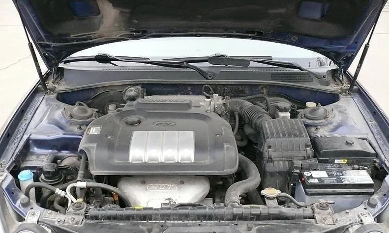 Hyundai Sonata 2004 - 1