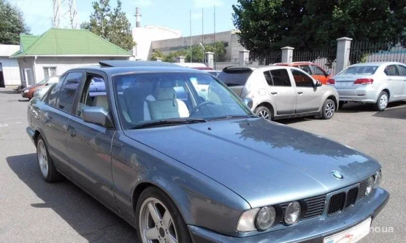 BMW 5 серія 1989 - 0