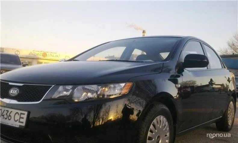 Kia Cerato 2010 - 5