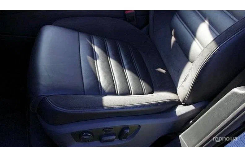 Volkswagen Touareg 2012 - 3