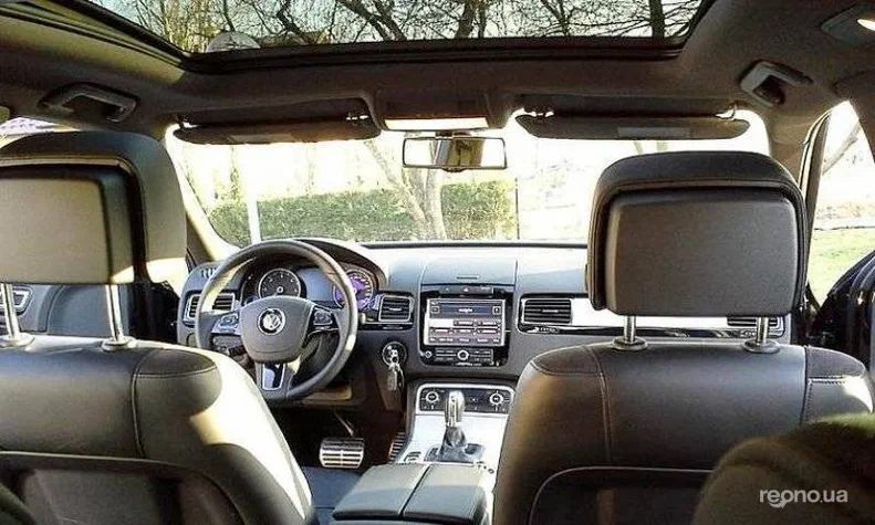 Volkswagen Touareg 2012 - 1