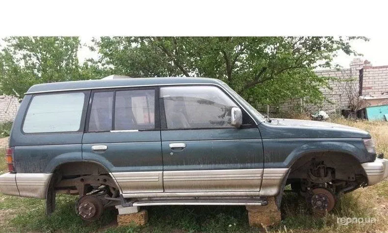 Mitsubishi Pajero 1992 - 0