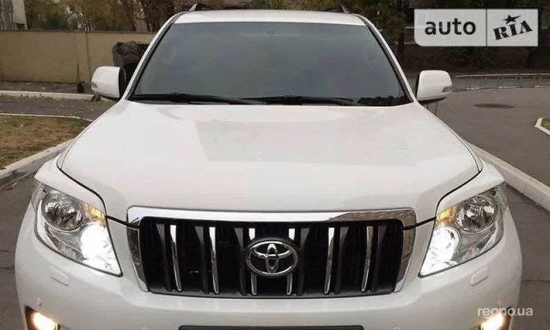 Toyota Pronard 2012 - 2