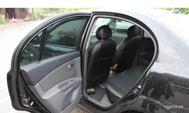 Kia Rio 2008 - 9