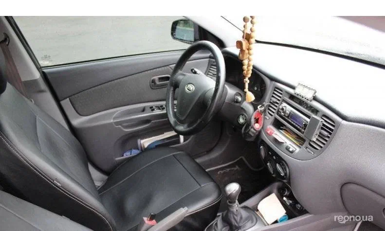 Kia Rio 2008 - 1