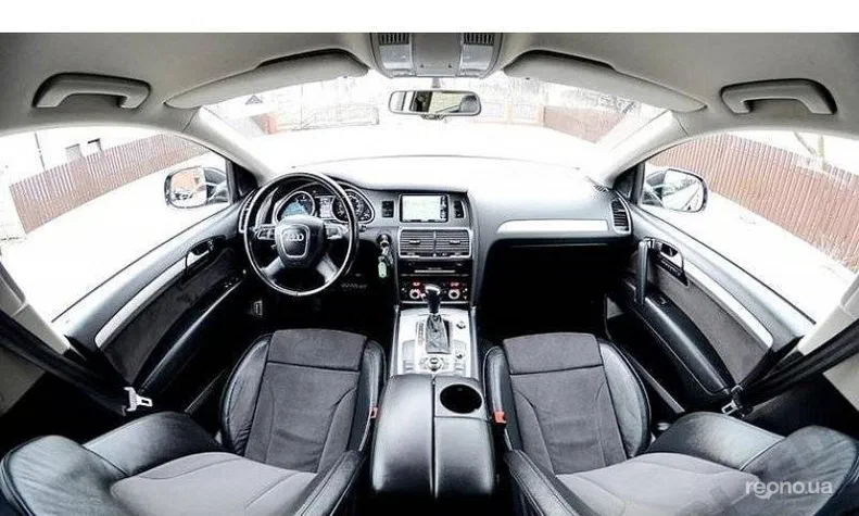 Audi Q7 2010 - 6