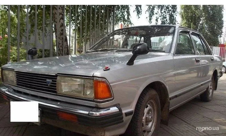 Nissan Bluebird 1980 - 3