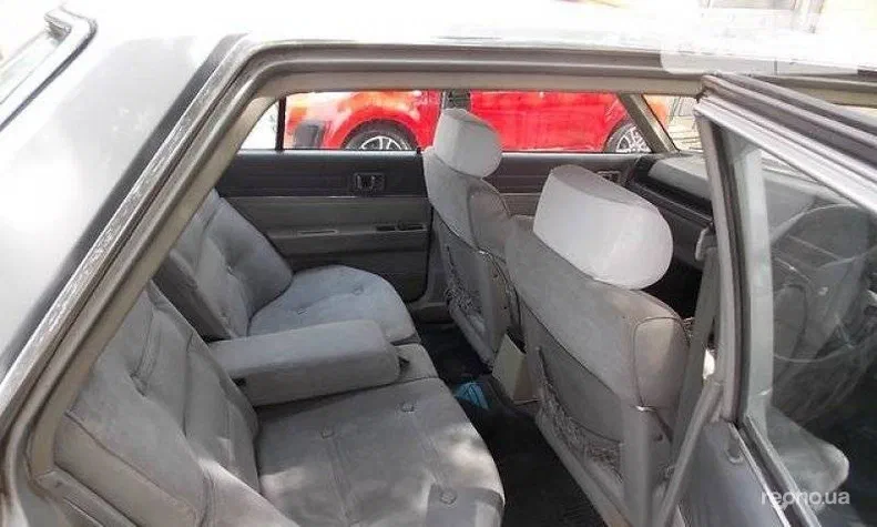 Nissan Bluebird 1980 - 1