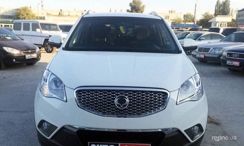 SsangYong Korando 2013 - 17