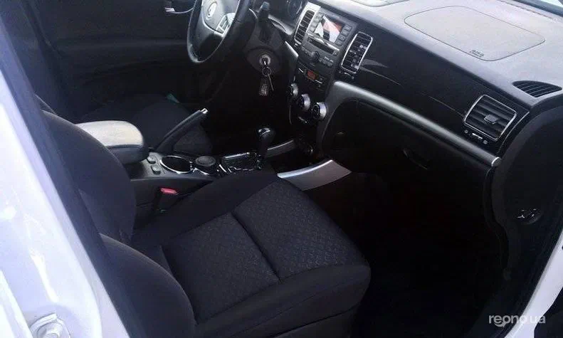 SsangYong Korando 2013 - 21