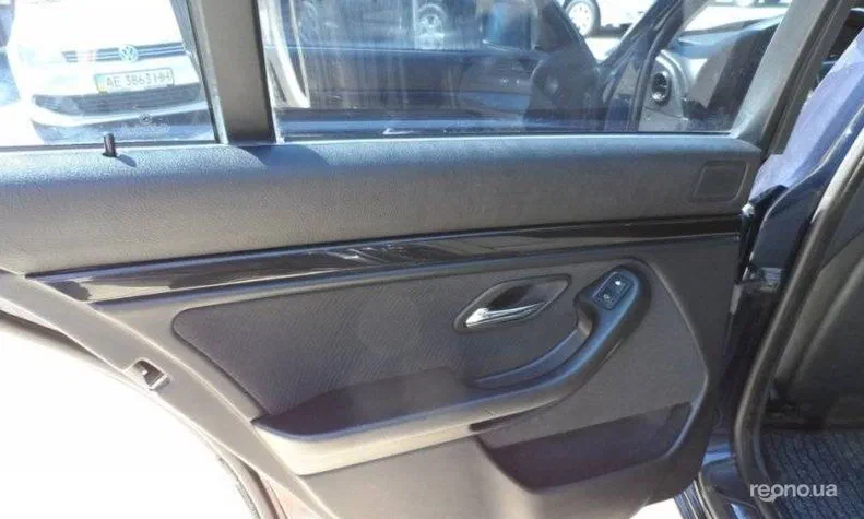 BMW 5 серія 2000 - 23