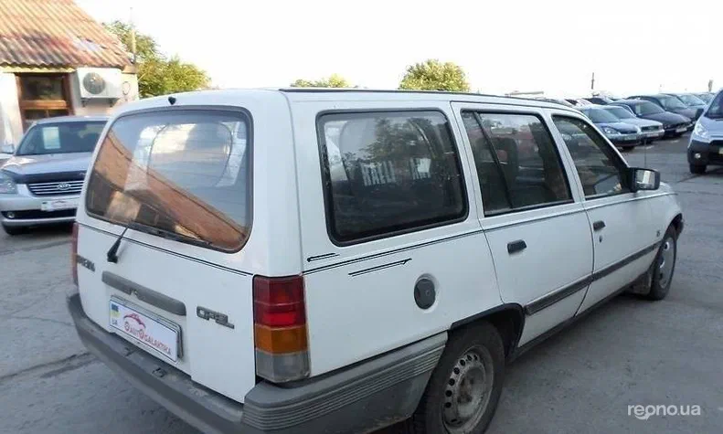 Opel Kadett 1987 - 1