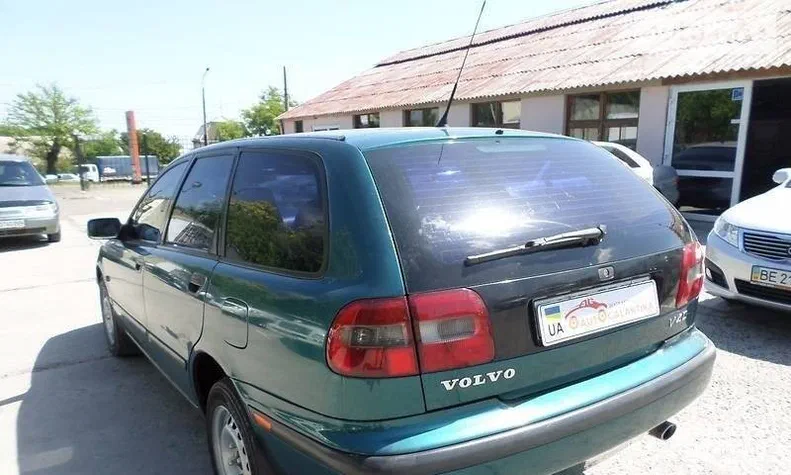 Volvo V40 1998 - 9