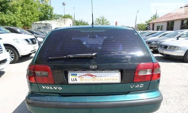 Volvo V40 1998 - 8