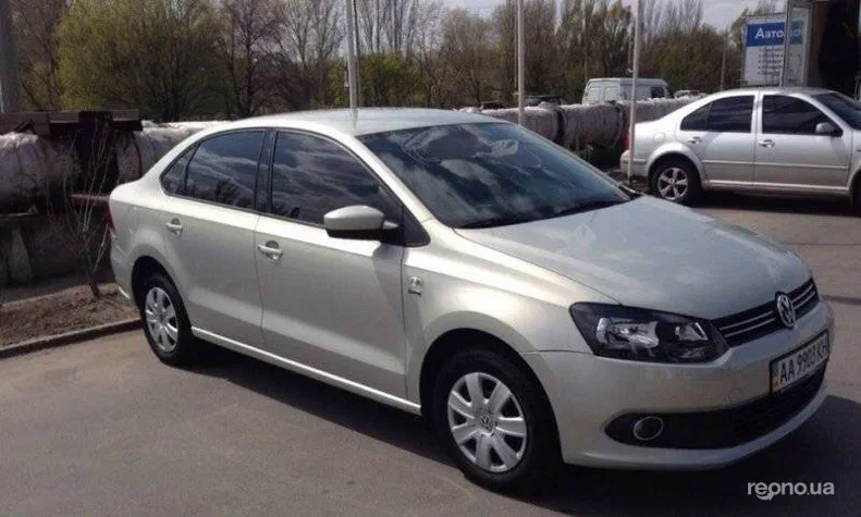 Volkswagen Polo 2011 - 2