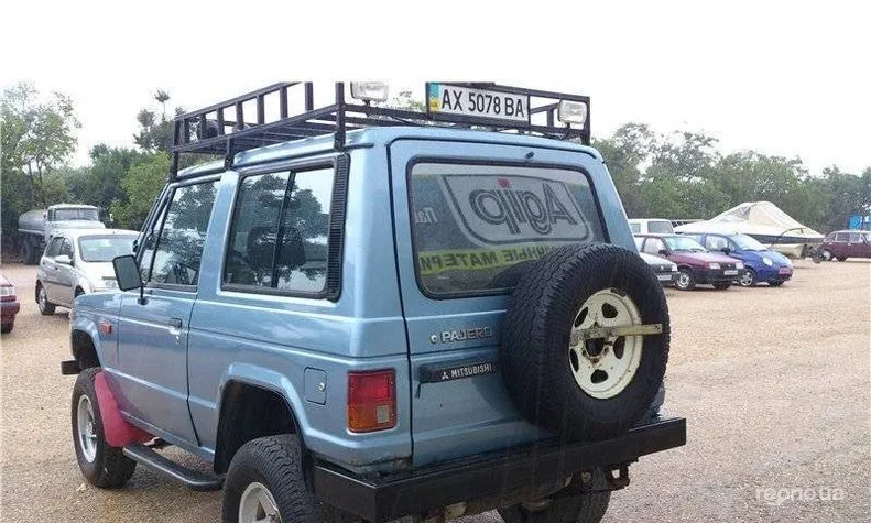 Mitsubishi Pajero 1983 - 3