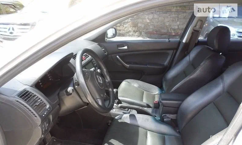 Honda Accord 2007 - 9