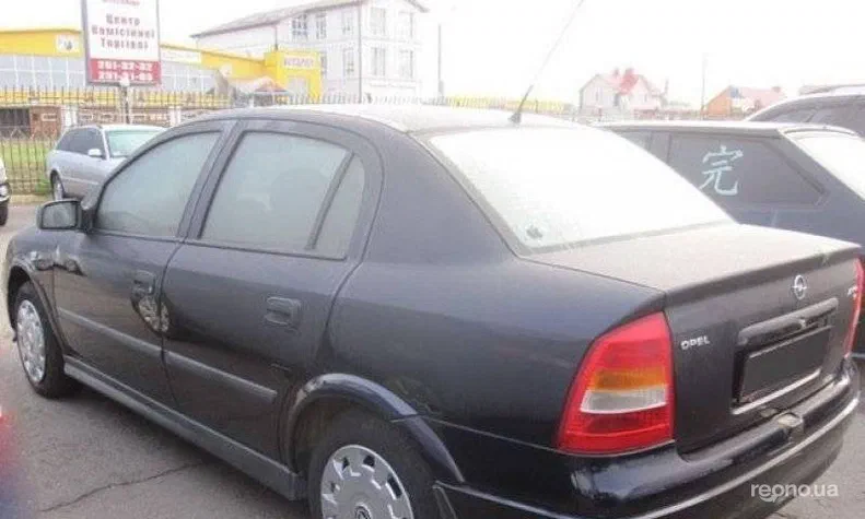 Opel Astra 2004 - 0