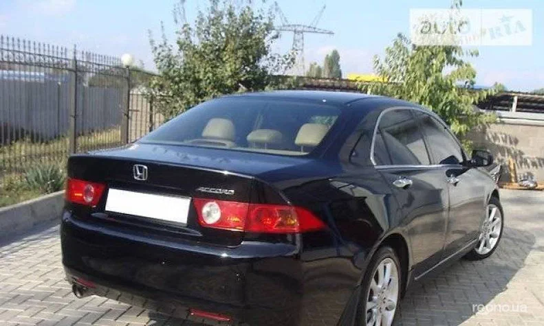 Honda Accord 2005 - 1