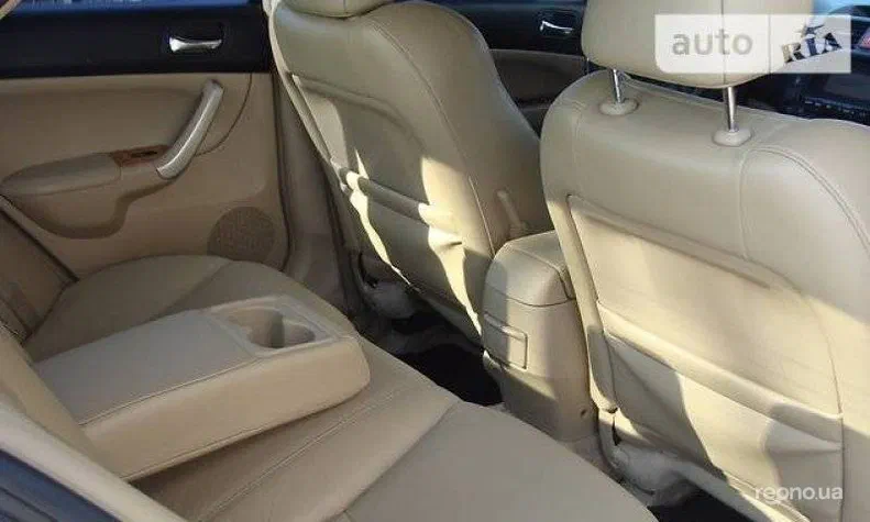 Honda Accord 2005 - 8