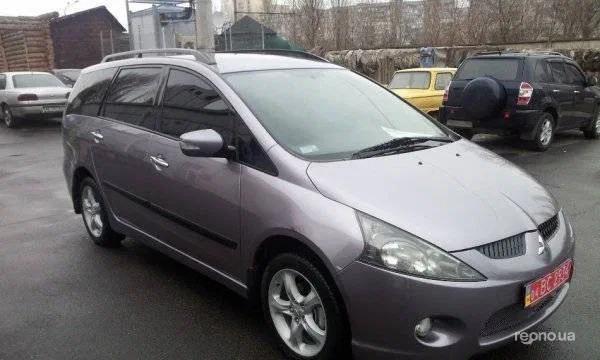 Mitsubishi Grandis 2006 - 5