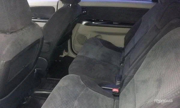 Mitsubishi Grandis 2006 - 1