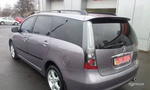 Mitsubishi Grandis 2006 - 3