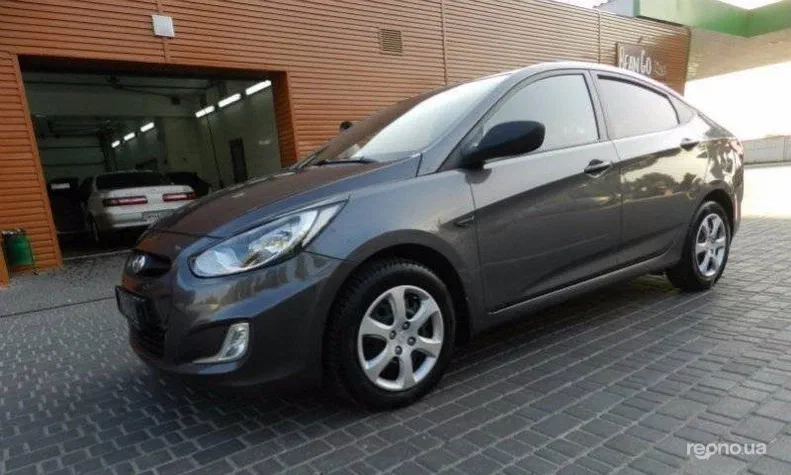 Hyundai Accent 2013 - 13