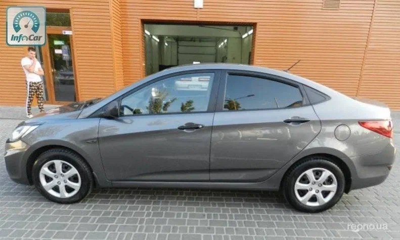 Hyundai Accent 2013 - 6
