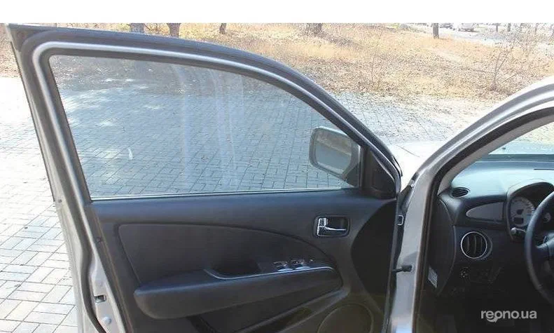 Mitsubishi Outlander 2006 - 3