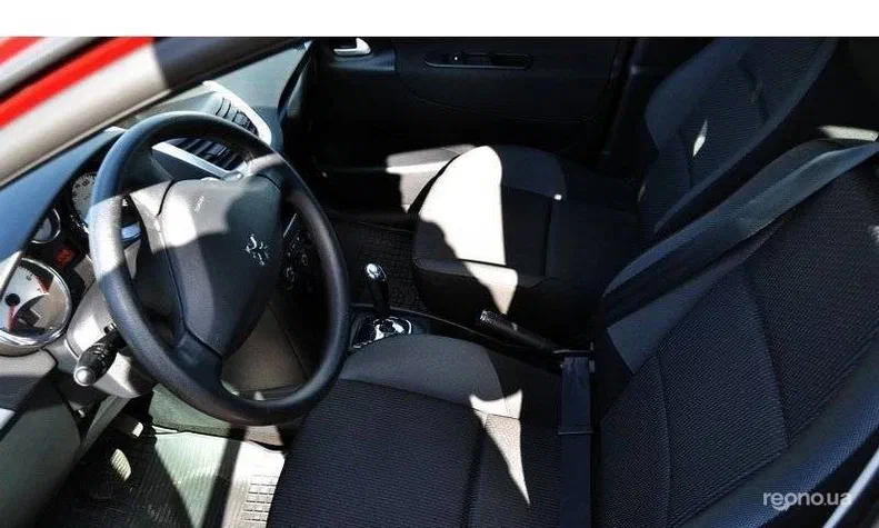 Peugeot 207 2010 - 4