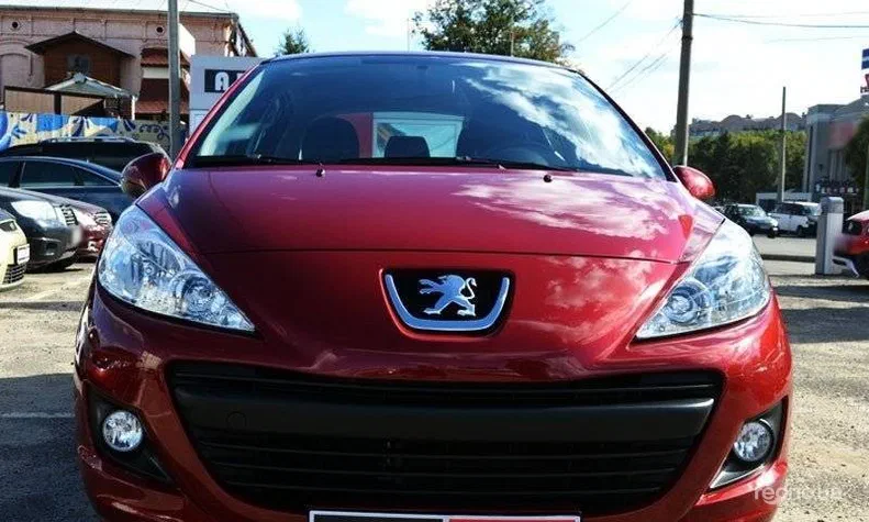 Peugeot 207 2010 - 14