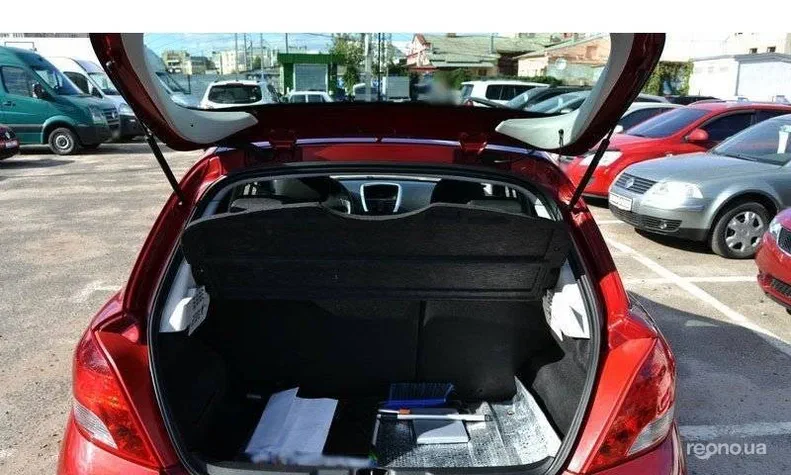 Peugeot 207 2010 - 1