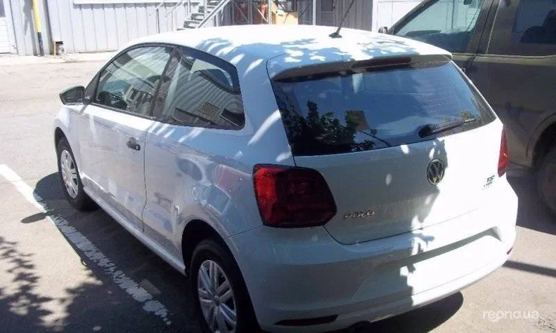 Volkswagen Polo 2015 - 1