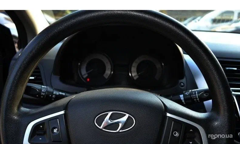 Hyundai Accent 2012 - 7