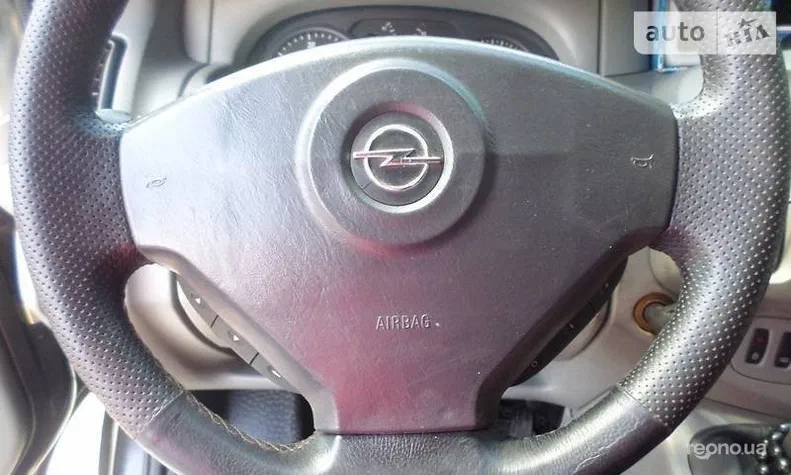 Opel Vivaro 2004 - 11