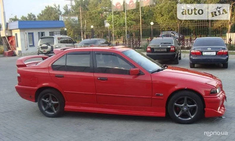 BMW 3 серія 1993 - 6